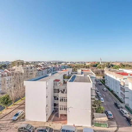 Sunny Private Rooftop Sauna & Hot Tub By Bentobox Apartment Lisbon